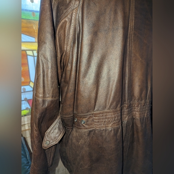 Leather Jacket - Picture 8 of 11